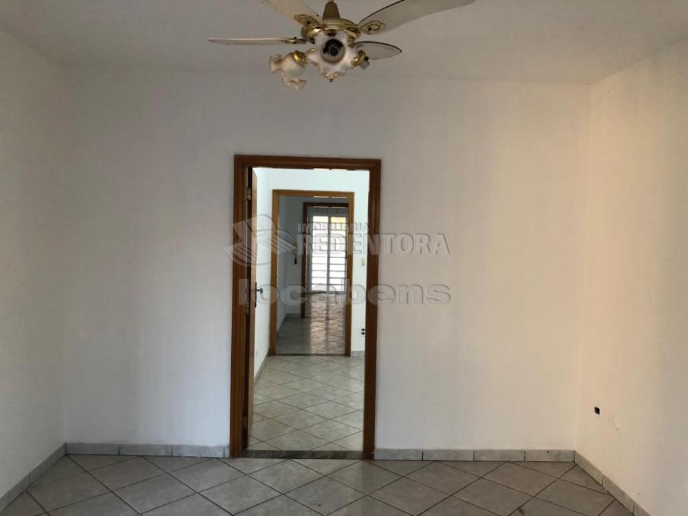 Comprar Casa / Padrão em São José do Rio Preto apenas R$ 235.000,00 - Foto 4