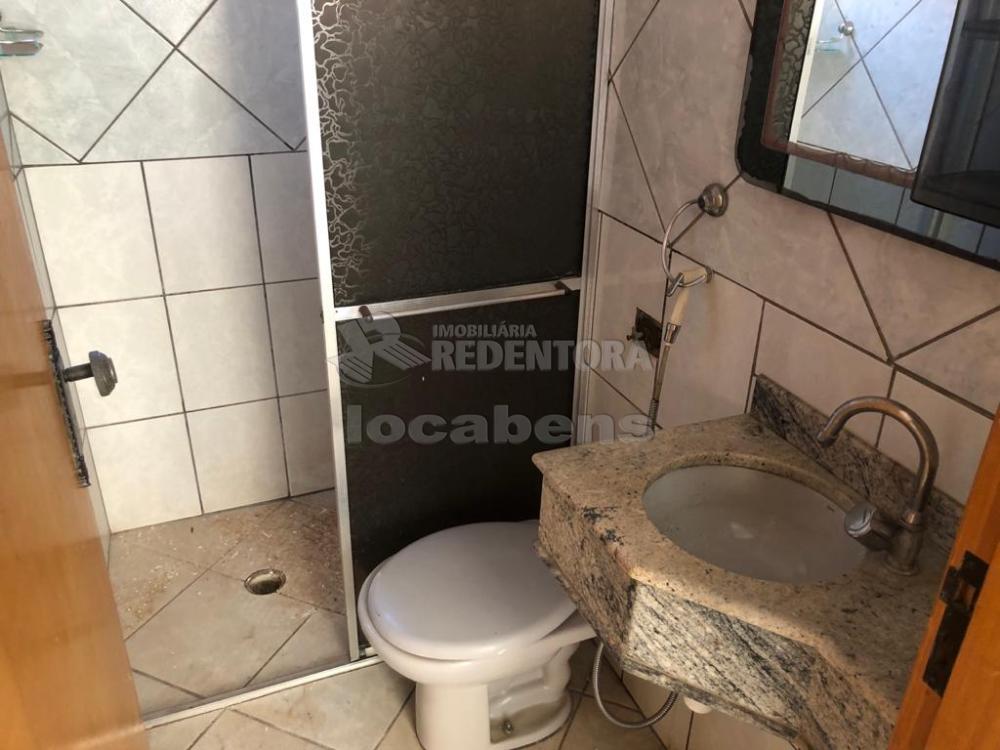 Comprar Casa / Padrão em São José do Rio Preto R$ 235.000,00 - Foto 13