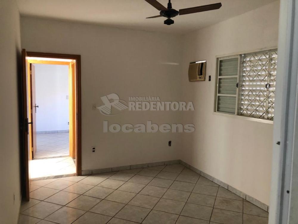 Comprar Casa / Padrão em São José do Rio Preto R$ 235.000,00 - Foto 16