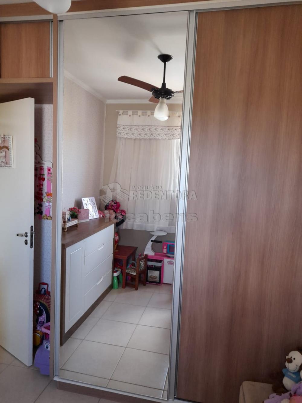 Alugar Apartamento / Padrão em São José do Rio Preto R$ 800,00 - Foto 5