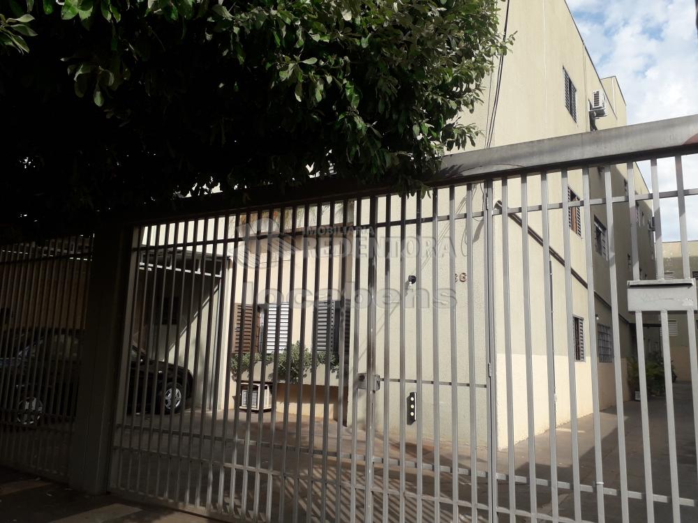 Apartamento à venda com 3 quartos, 92m² - Foto 2