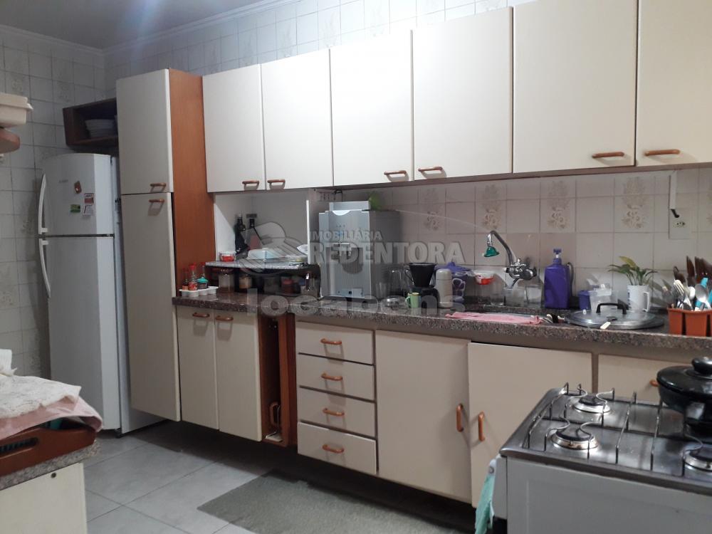 Apartamento à venda com 3 quartos, 92m² - Foto 3