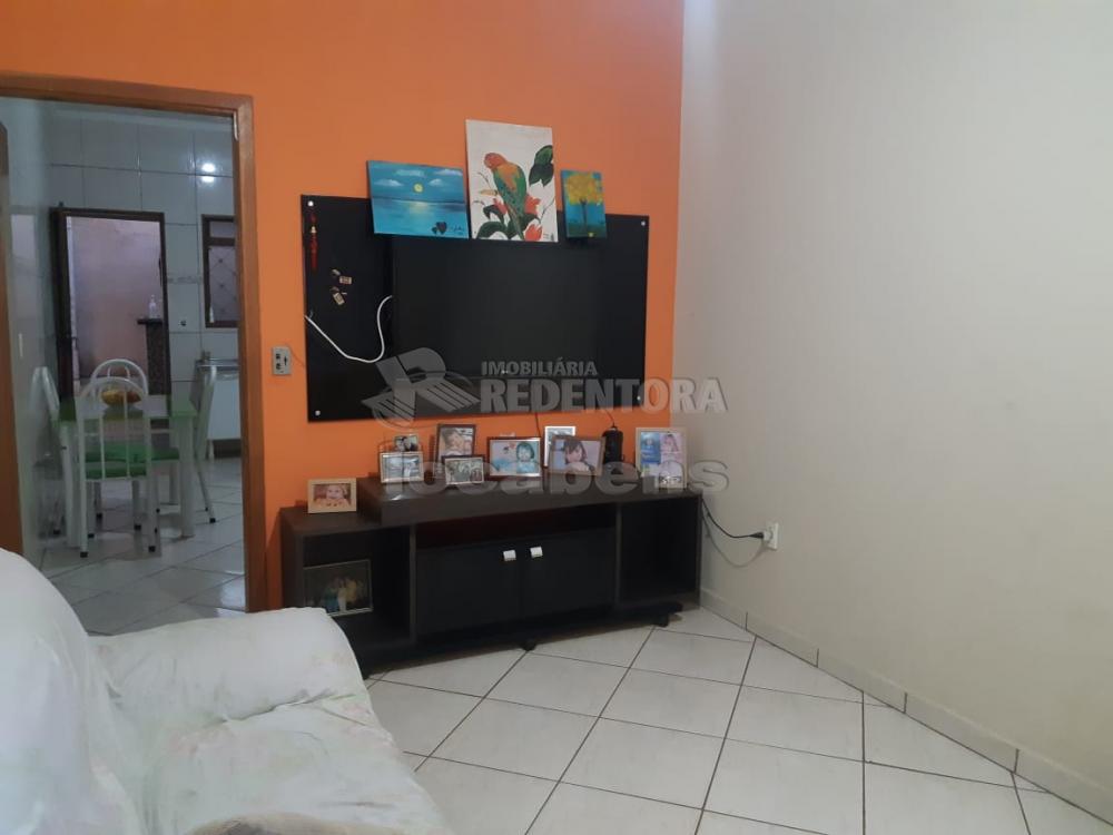 Comprar Casa / Padrão em São José do Rio Preto R$ 260.000,00 - Foto 4