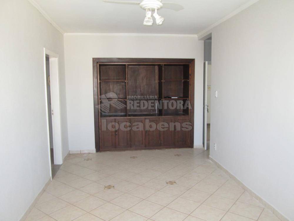 Comprar Apartamento / Padrão em São José do Rio Preto R$ 250.000,00 - Foto 4