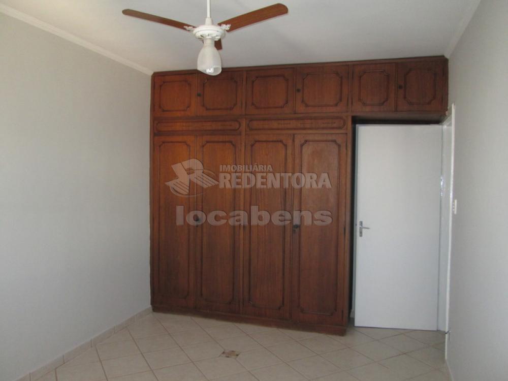 Comprar Apartamento / Padrão em São José do Rio Preto R$ 250.000,00 - Foto 6