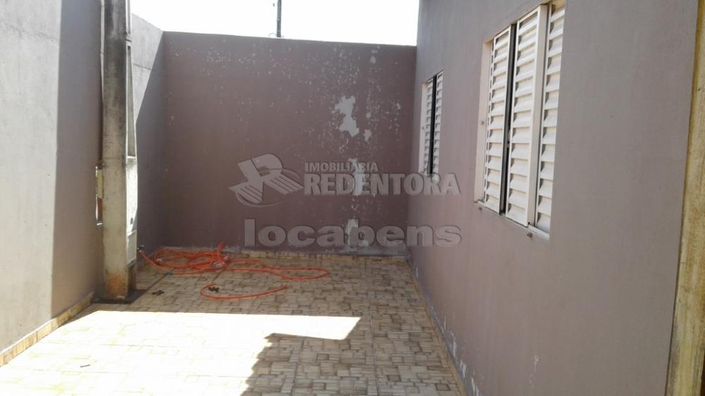 Comprar Casa / Padrão em São José do Rio Preto R$ 205.000,00 - Foto 3