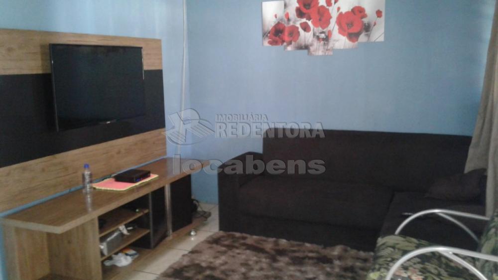 Comprar Casa / Padrão em São José do Rio Preto R$ 205.000,00 - Foto 4