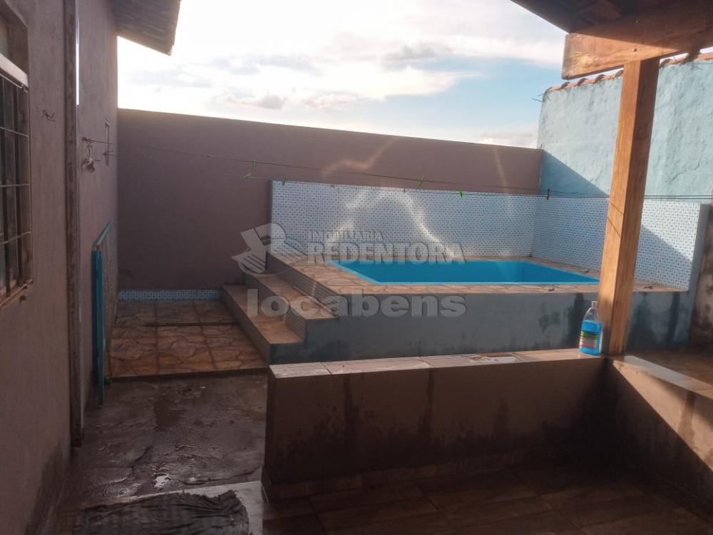 Comprar Casa / Padrão em São José do Rio Preto R$ 205.000,00 - Foto 2