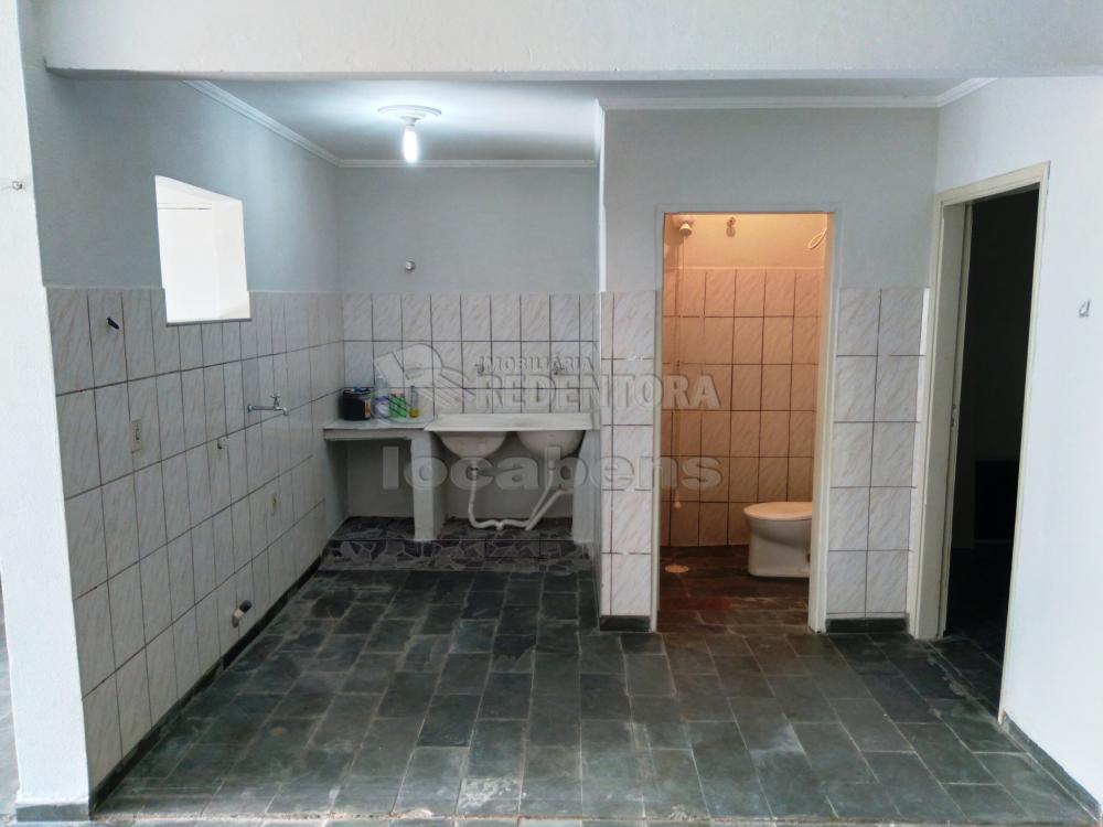 Alugar Casa / Padrão em São José do Rio Preto R$ 1.600,00 - Foto 25