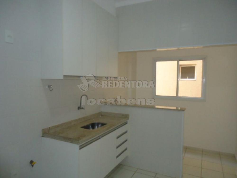 Alugar Apartamento / Padrão em São José do Rio Preto R$ 1.100,00 - Foto 6