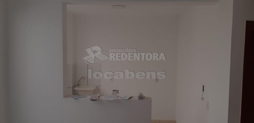 Alugar Apartamento / Padrão em São José do Rio Preto apenas R$ 600,00 - Foto 3