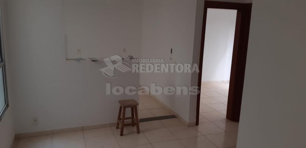 Alugar Apartamento / Padrão em São José do Rio Preto apenas R$ 600,00 - Foto 4