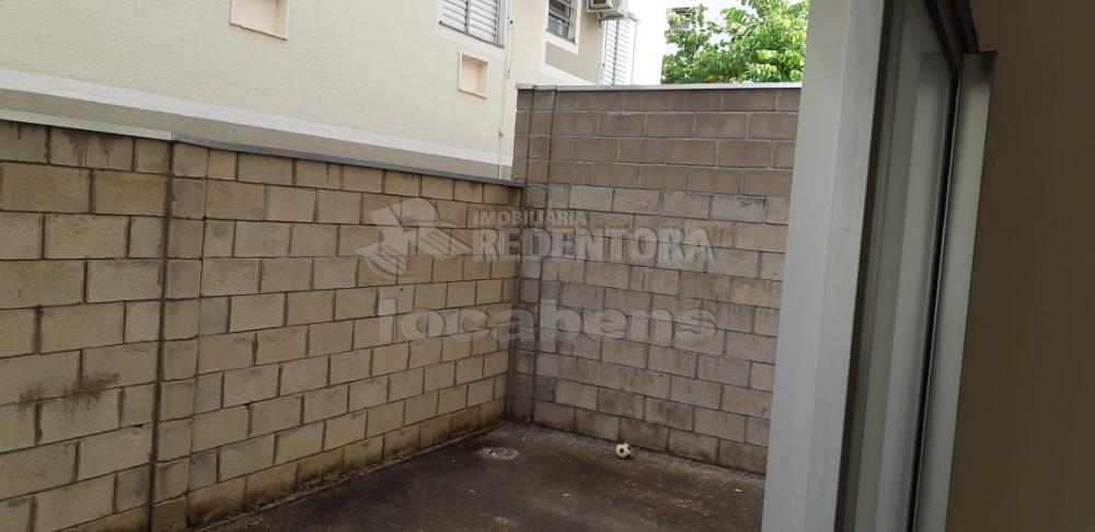 Alugar Apartamento / Padrão em São José do Rio Preto R$ 600,00 - Foto 1