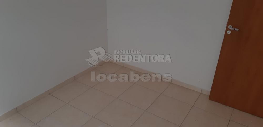 Alugar Apartamento / Padrão em São José do Rio Preto R$ 600,00 - Foto 7