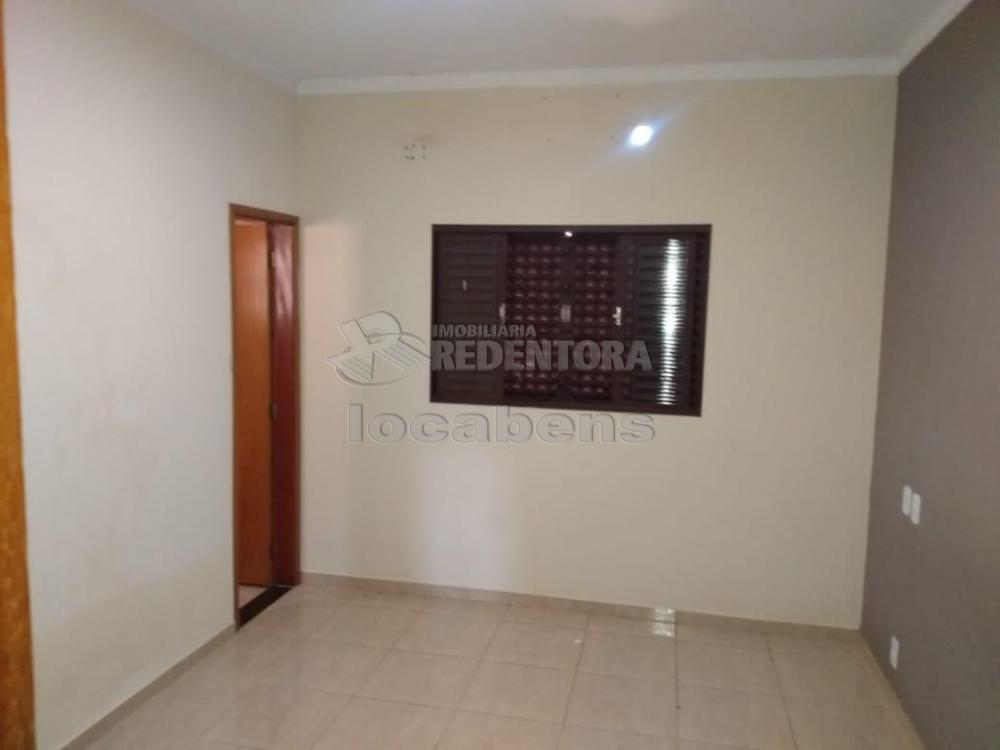 Comprar Casa / Padrão em São José do Rio Preto R$ 275.000,00 - Foto 3