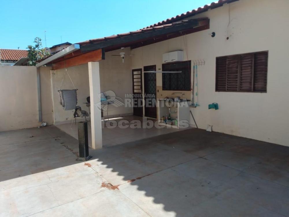 Comprar Casa / Padrão em São José do Rio Preto R$ 275.000,00 - Foto 1