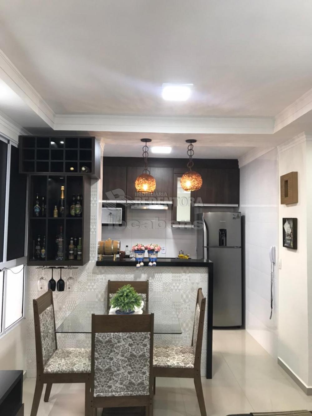 Comprar Apartamento / Padrão em São José do Rio Preto R$ 230.000,00 - Foto 4