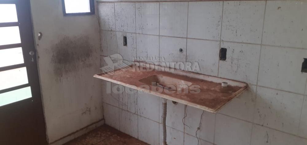 Comprar Casa / Padrão em São José do Rio Preto R$ 150.000,00 - Foto 7