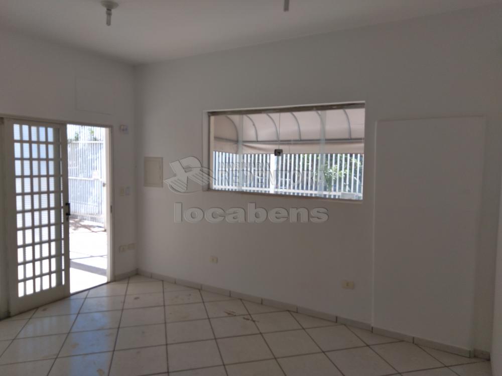 Alugar Comercial / Salão em São José do Rio Preto R$ 8.000,00 - Foto 3