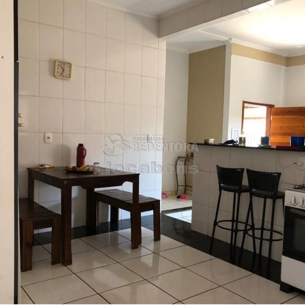 Comprar Casa / Padrão em Catanduva R$ 270.000,00 - Foto 4