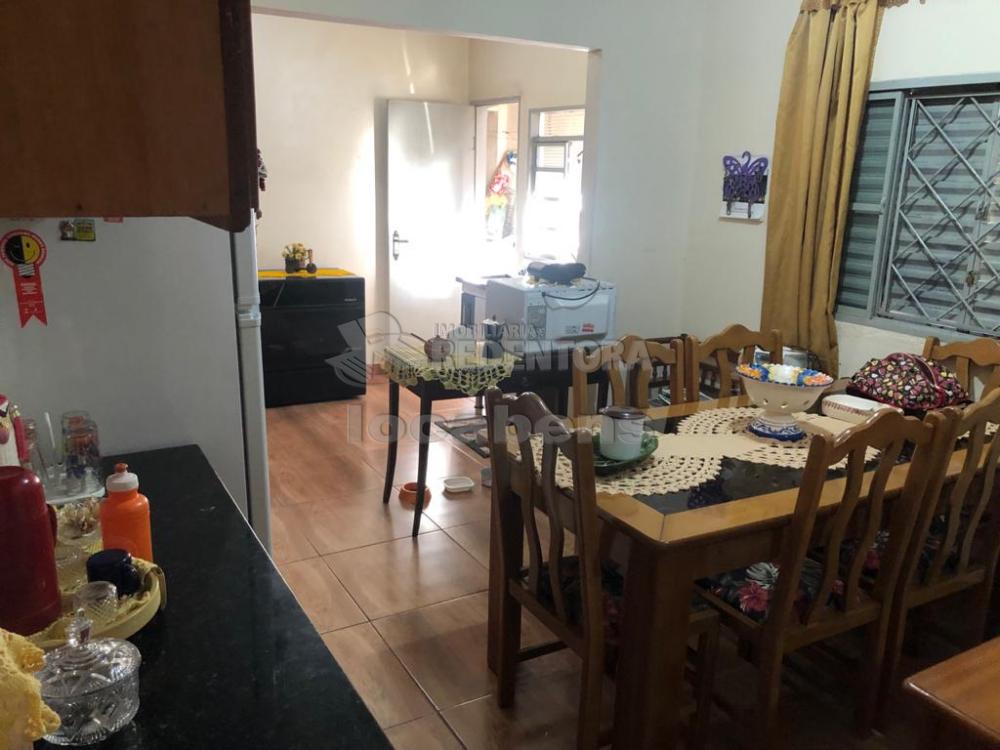Comprar Casa / Padrão em São José do Rio Preto R$ 270.000,00 - Foto 2