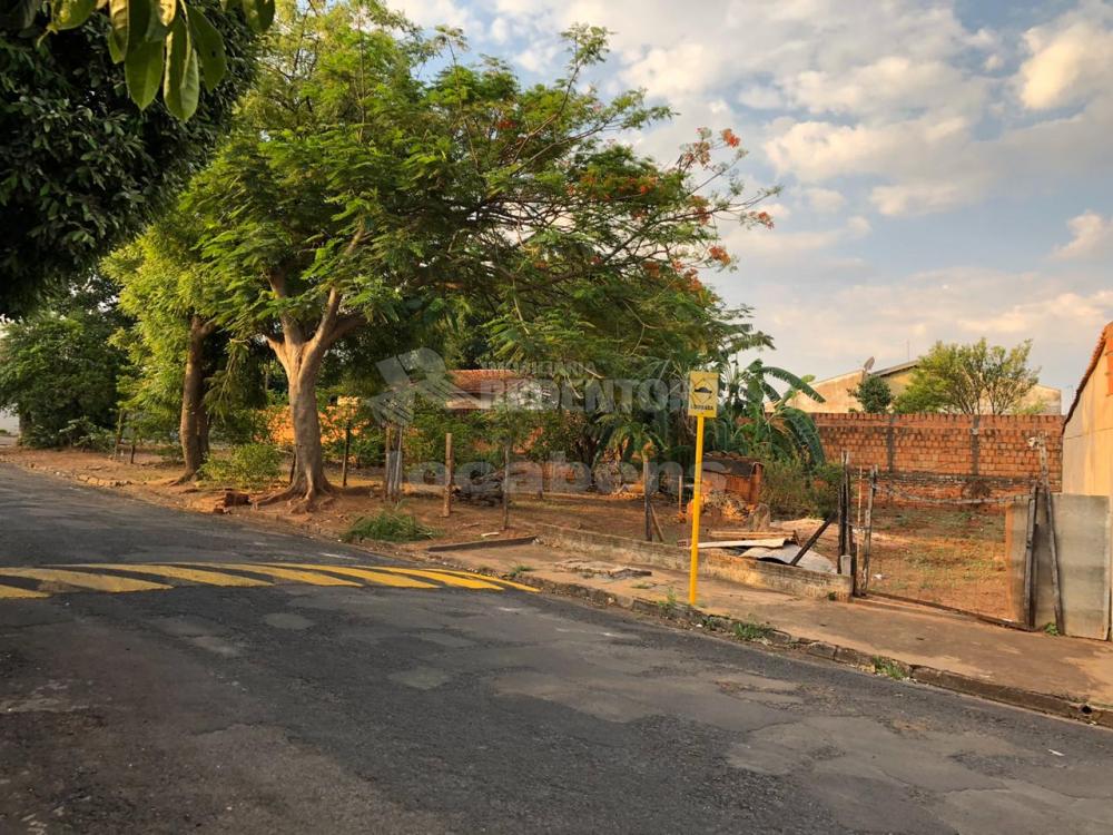 Comprar Terreno / Padrão em Guapiaçu R$ 210.000,00 - Foto 2