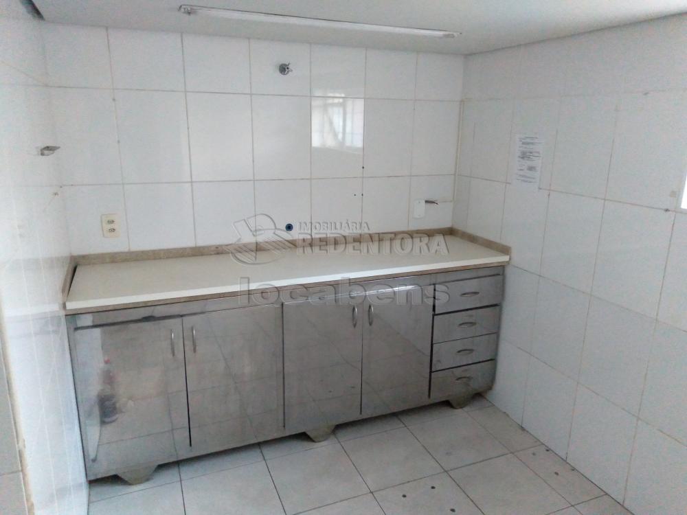 Alugar Comercial / Salão em São José do Rio Preto R$ 5.000,00 - Foto 11