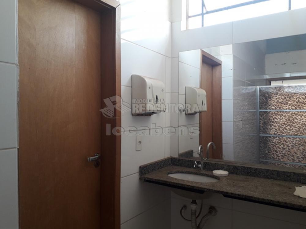 Alugar Comercial / Salão em São José do Rio Preto apenas R$ 4.800,00 - Foto 11