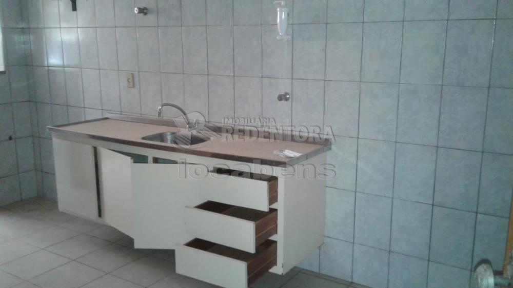 Comprar Apartamento / Padrão em São José do Rio Preto R$ 160.000,00 - Foto 12