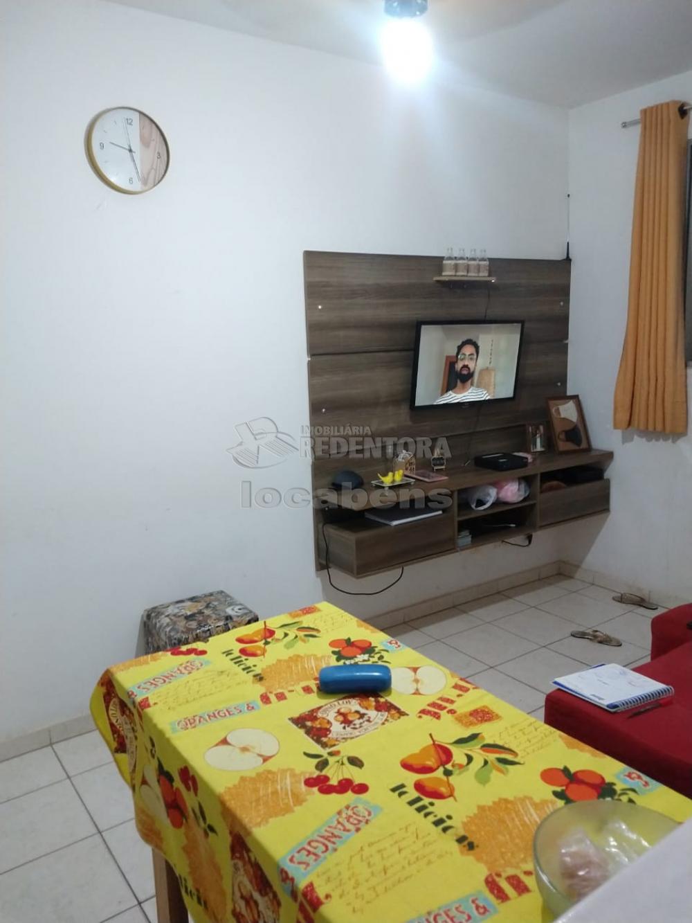 Comprar Apartamento / Padrão em São José do Rio Preto R$ 160.000,00 - Foto 1