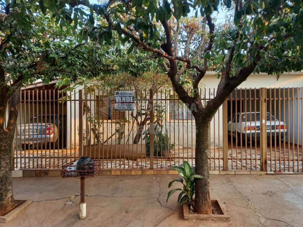 Comprar Casa / Padrão em São José do Rio Preto R$ 270.000,00 - Foto 1