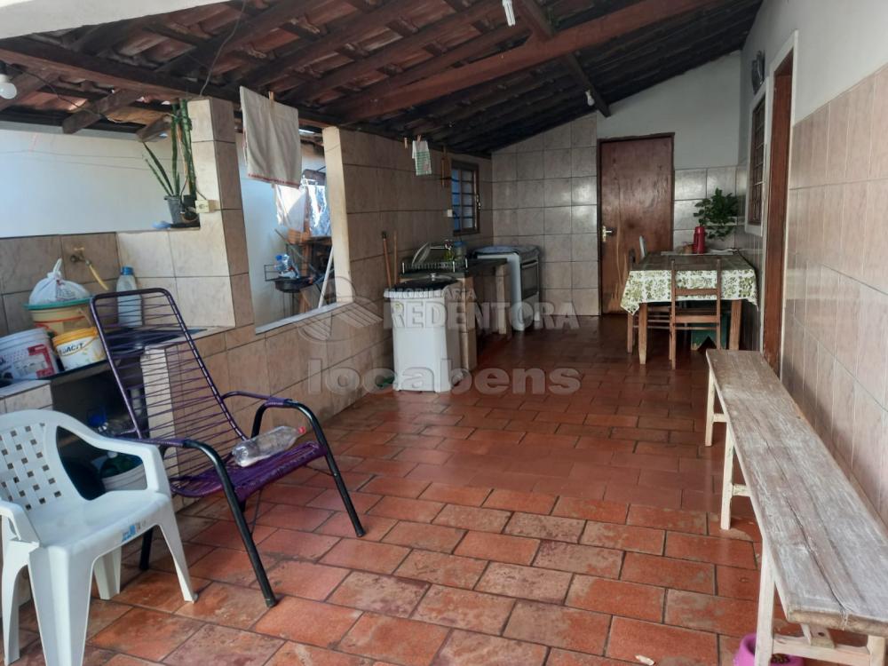 Comprar Casa / Padrão em São José do Rio Preto R$ 270.000,00 - Foto 3