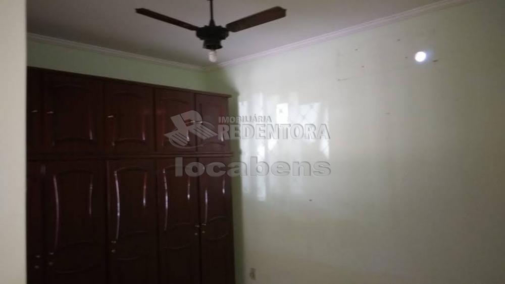 Comprar Casa / Padrão em São José do Rio Preto R$ 270.000,00 - Foto 17