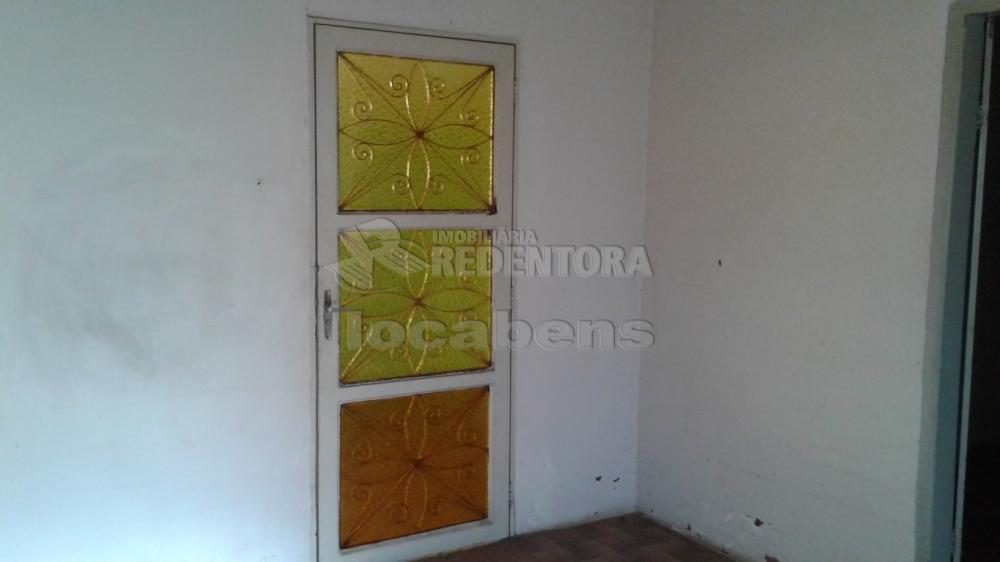 Comprar Casa / Padrão em São José do Rio Preto R$ 280.000,00 - Foto 13