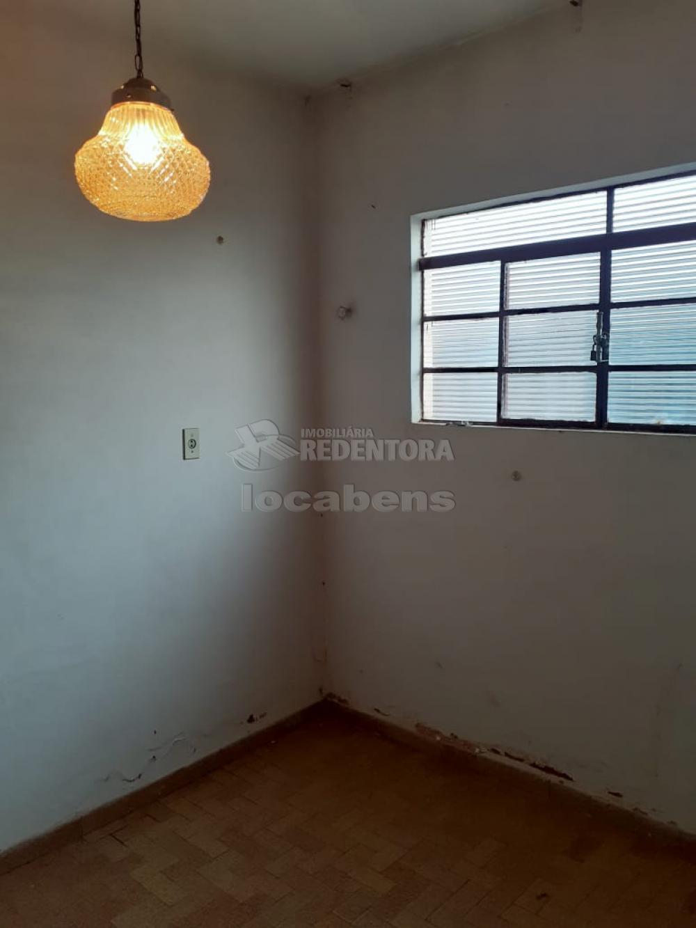 Comprar Casa / Padrão em São José do Rio Preto R$ 231.000,00 - Foto 4