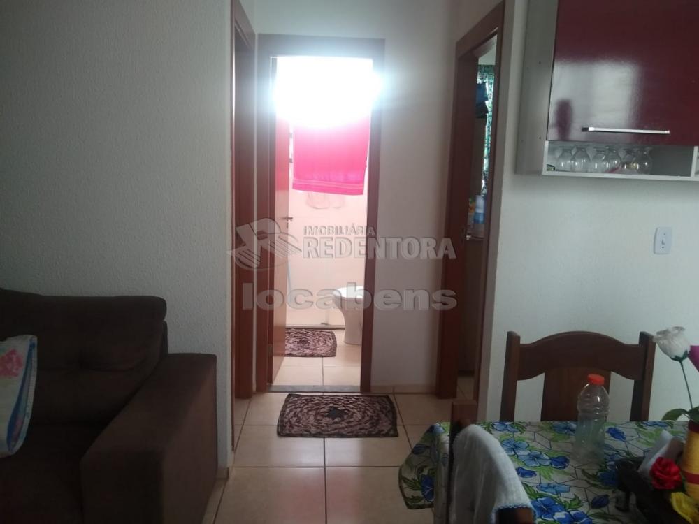 Comprar Apartamento / Padrão em São José do Rio Preto apenas R$ 170.000,00 - Foto 4