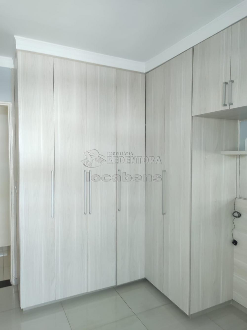 Alugar Apartamento / Padrão em São José do Rio Preto R$ 800,00 - Foto 6