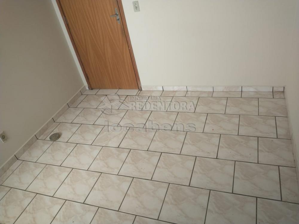 Alugar Apartamento / Padrão em São José do Rio Preto apenas R$ 700,00 - Foto 7