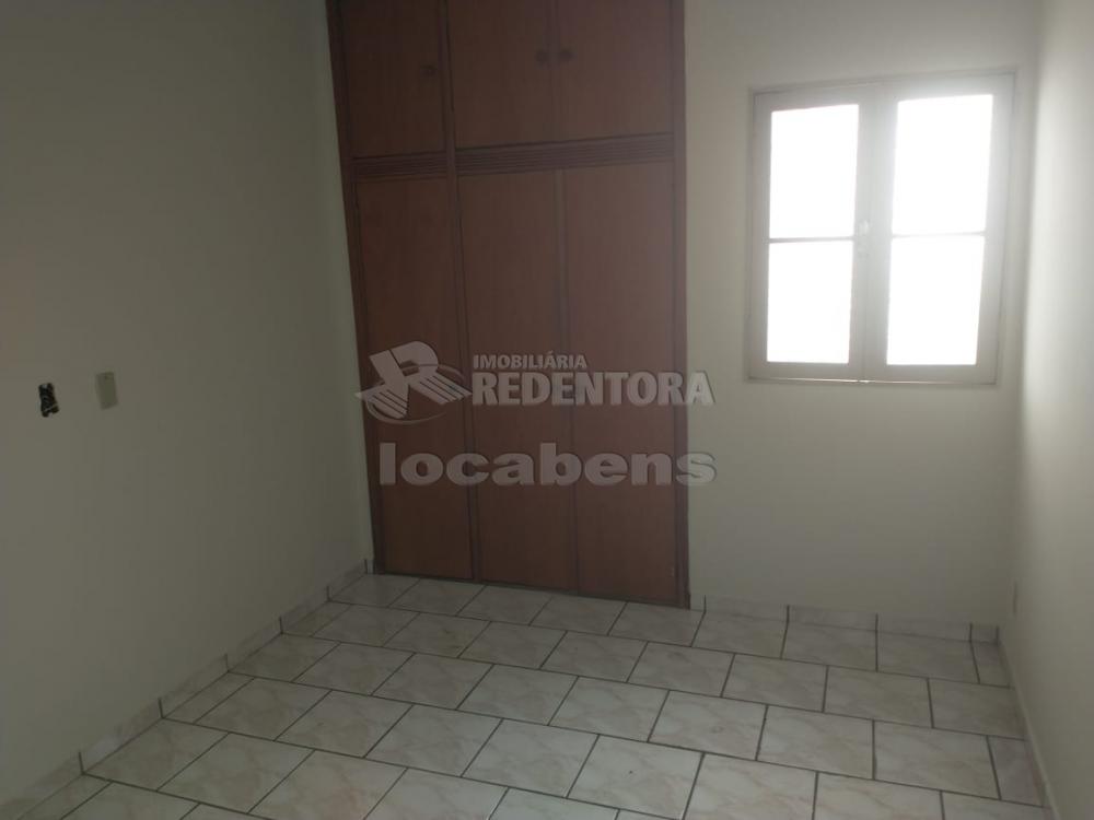 Alugar Apartamento / Padrão em São José do Rio Preto R$ 700,00 - Foto 13