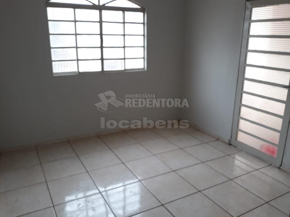 Alugar Casa / Padrão em São José do Rio Preto R$ 900,00 - Foto 17