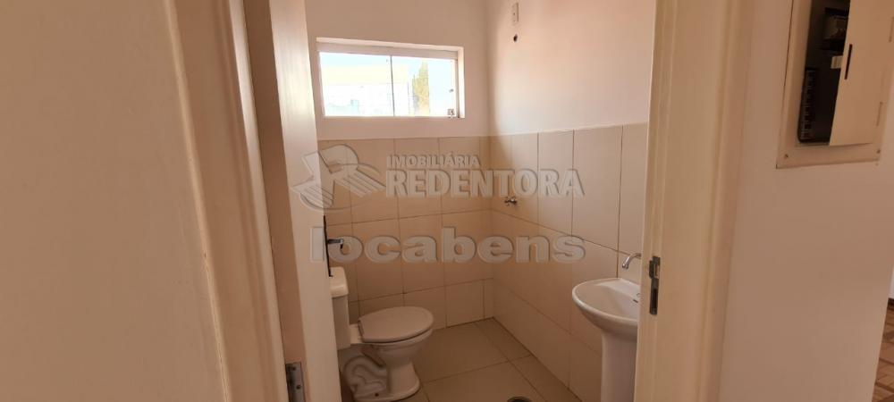 Alugar Comercial / Casa Comercial em São José do Rio Preto R$ 1.800,00 - Foto 4