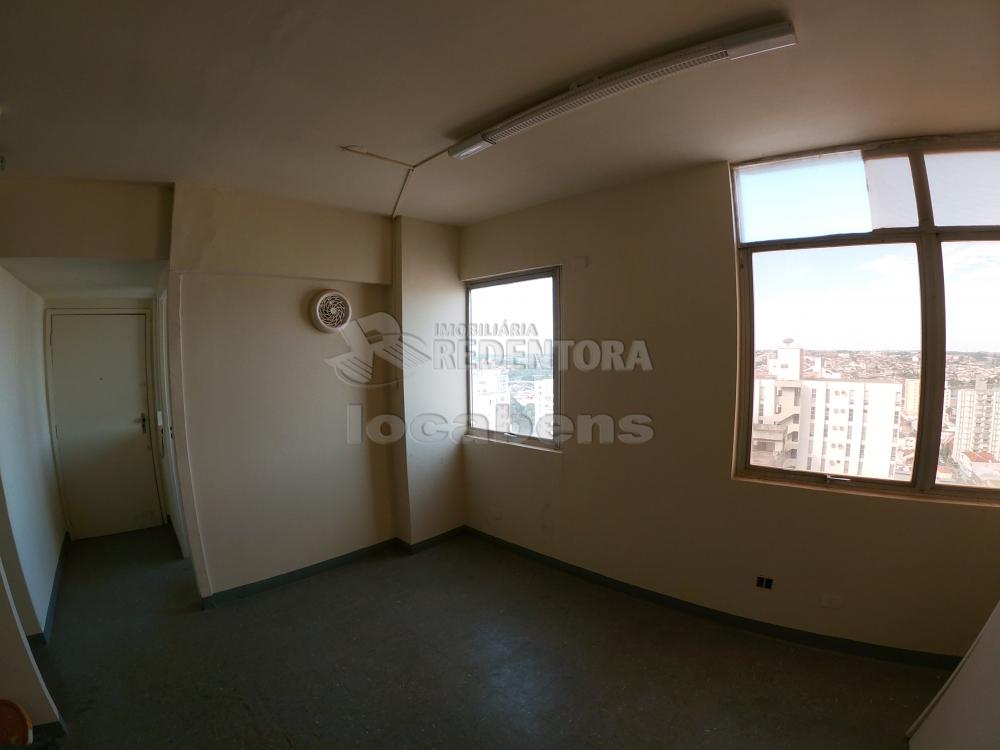 Alugar Comercial / Sala em São José do Rio Preto R$ 600,00 - Foto 3