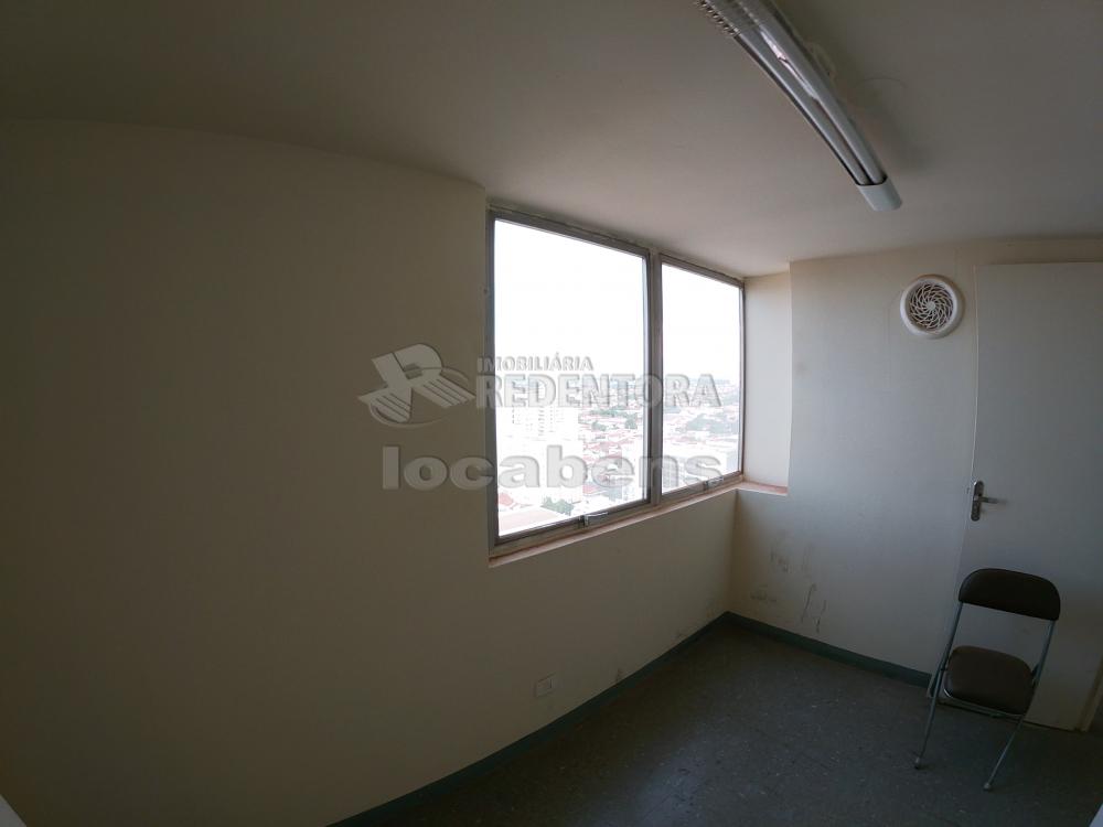 Alugar Comercial / Sala em São José do Rio Preto R$ 600,00 - Foto 7