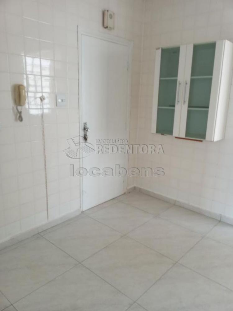 Alugar Apartamento / Padrão em São José do Rio Preto R$ 900,00 - Foto 13