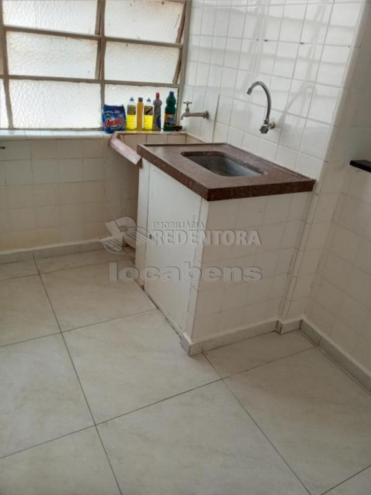 Alugar Apartamento / Padrão em São José do Rio Preto R$ 900,00 - Foto 17