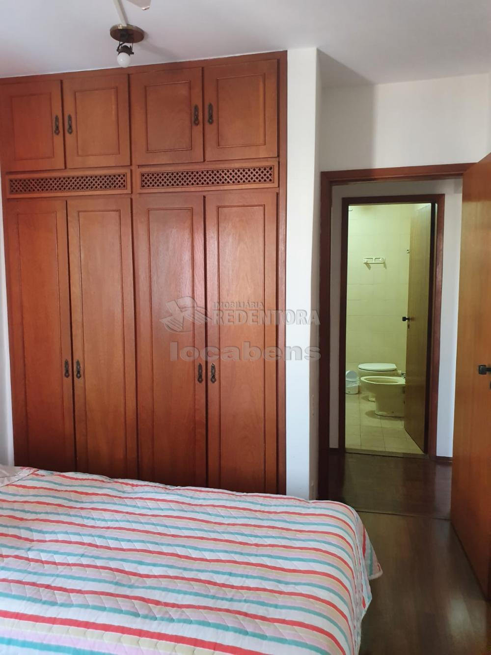 Comprar Apartamento / Padrão em São José do Rio Preto R$ 400.000,00 - Foto 12