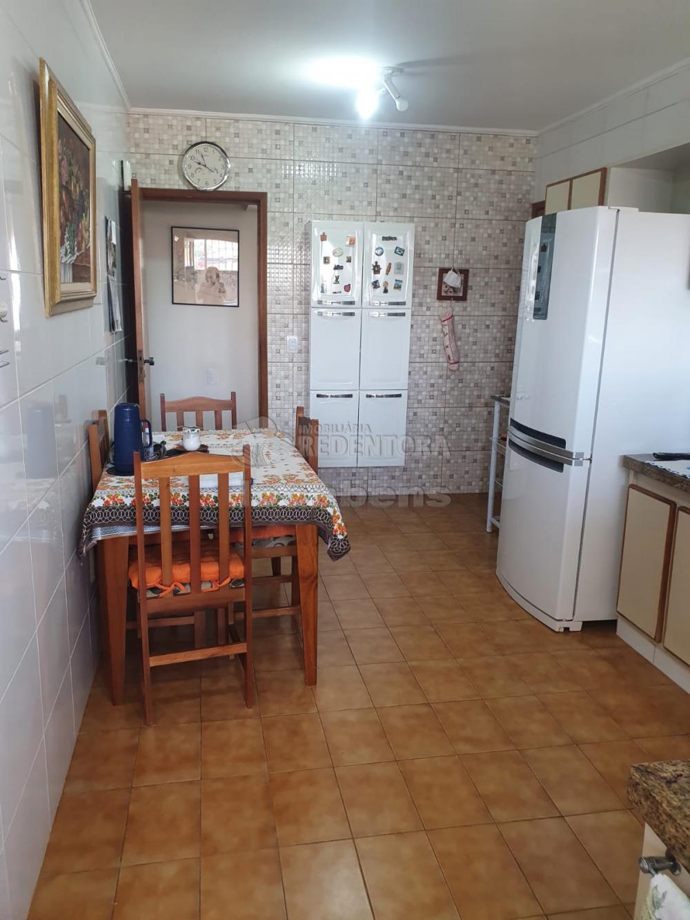 Comprar Apartamento / Padrão em São José do Rio Preto R$ 400.000,00 - Foto 16