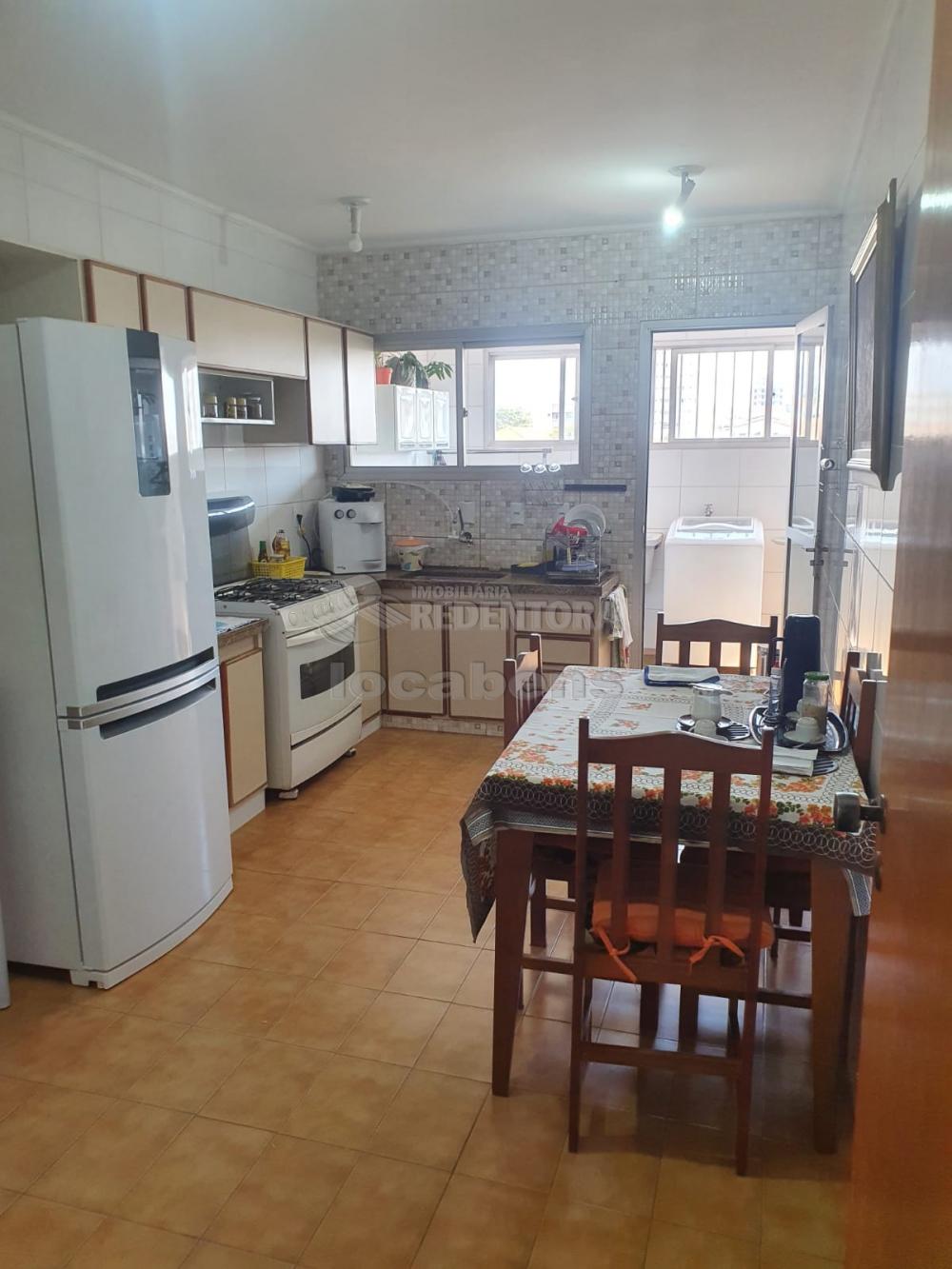 Comprar Apartamento / Padrão em São José do Rio Preto R$ 400.000,00 - Foto 18