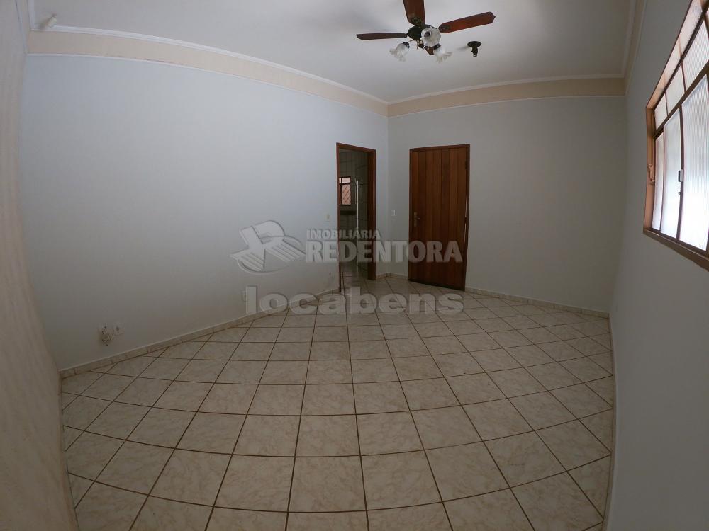 Alugar Casa / Padrão em São José do Rio Preto apenas R$ 1.100,00 - Foto 2