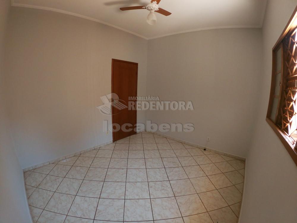 Alugar Casa / Padrão em São José do Rio Preto apenas R$ 1.100,00 - Foto 19